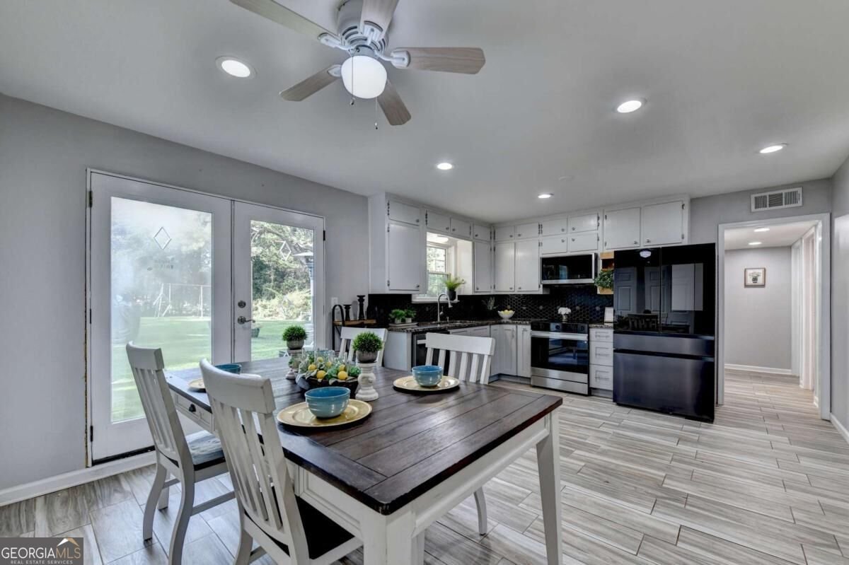 4391 Bryant Drive Lilburn - Photo 19