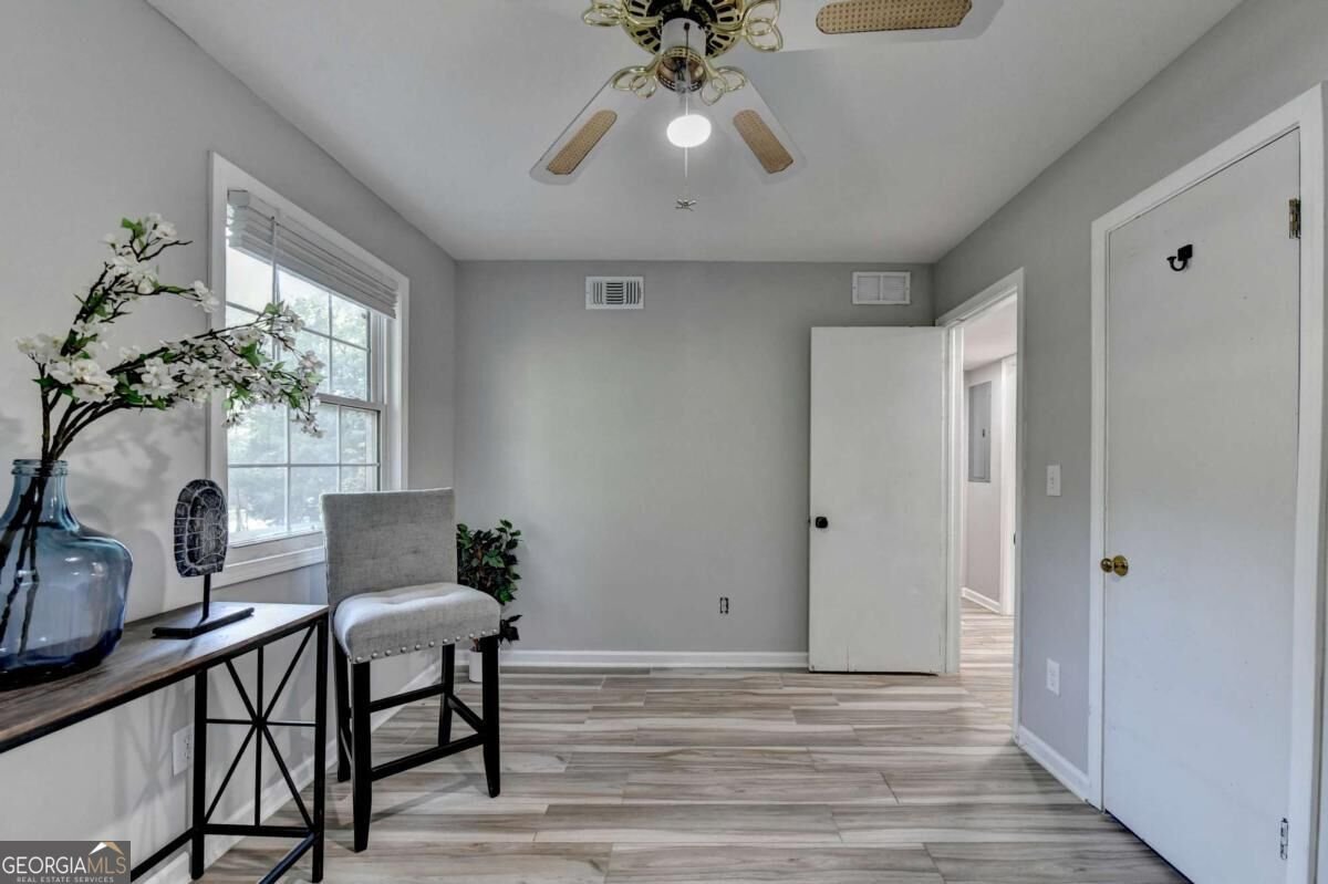 4391 Bryant Drive Lilburn - Photo 8