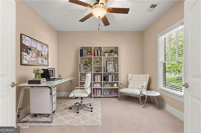 240 Somerset Circle Woodstock - Photo 11