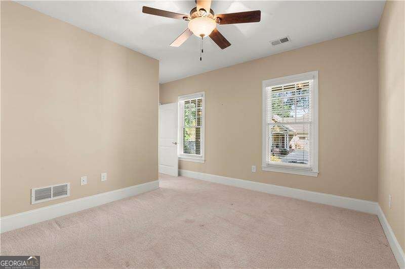240 Somerset Circle Woodstock - Photo 12