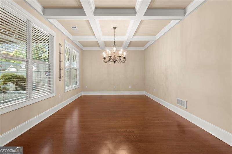 240 Somerset Circle Woodstock - Photo 31