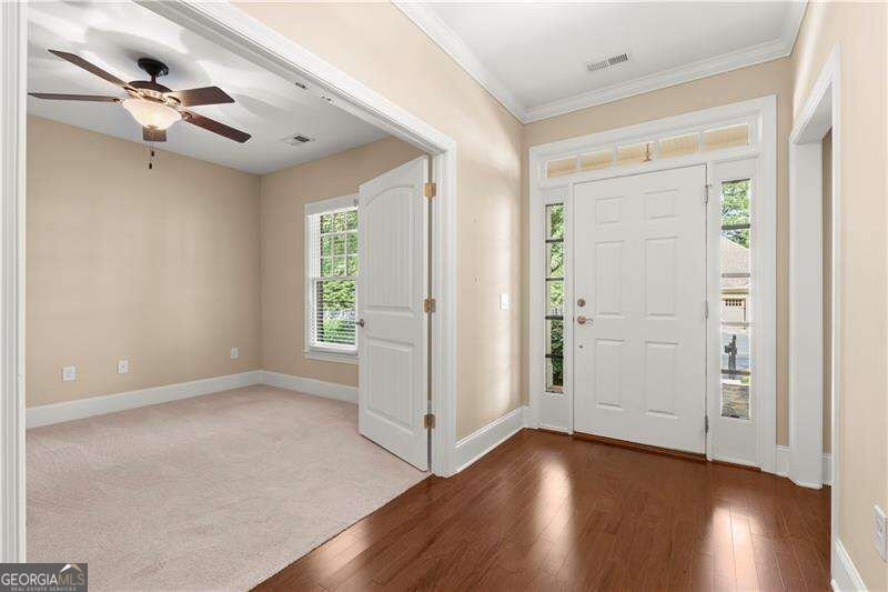 240 Somerset Circle Woodstock - Photo 7