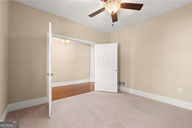 240 Somerset Circle Woodstock - Photo 9