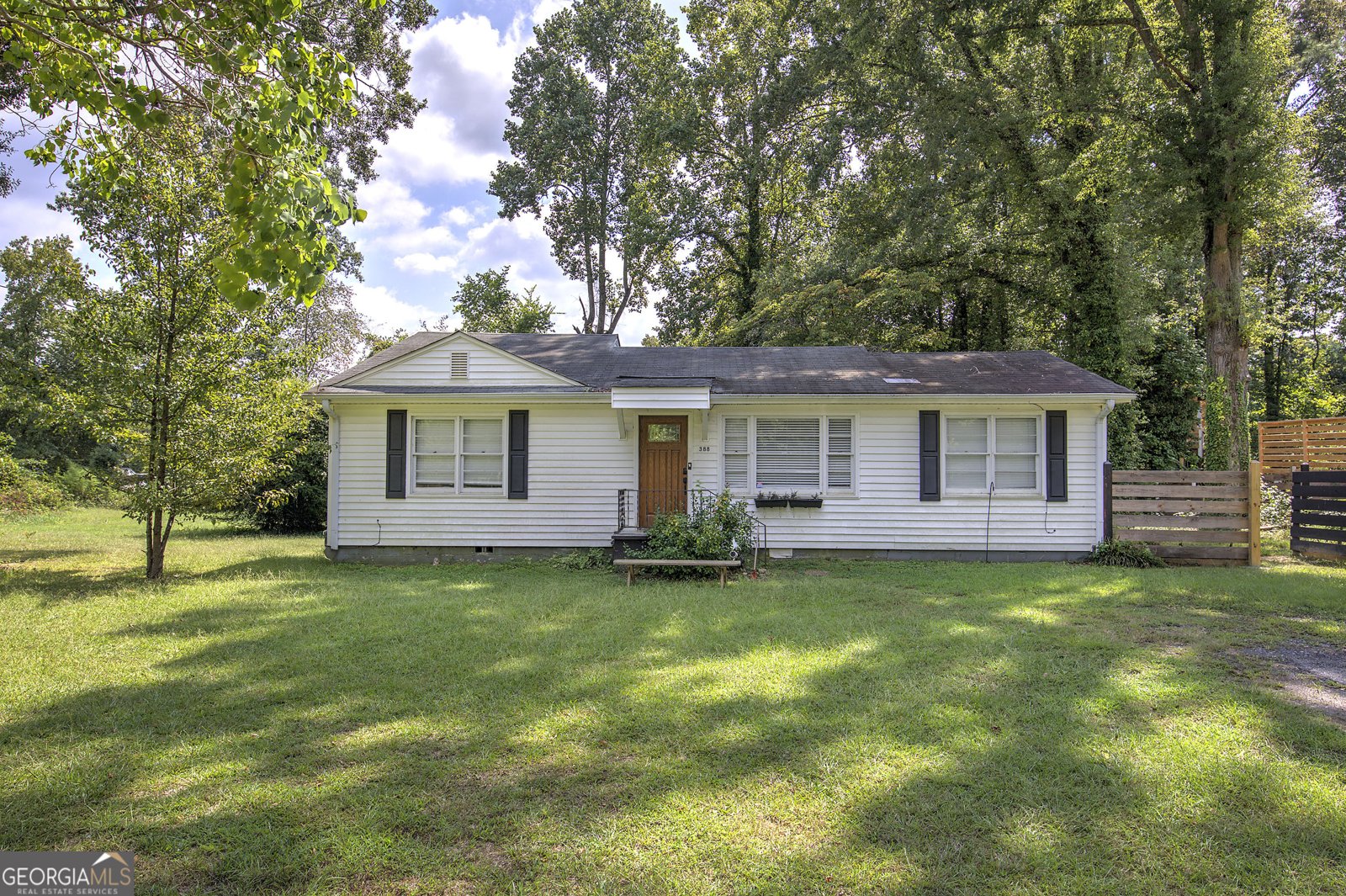 388 Due West Road Dallas - main photo