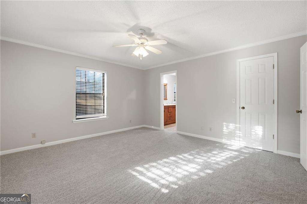 8010 Hickory Court Murrayville - Photo 14