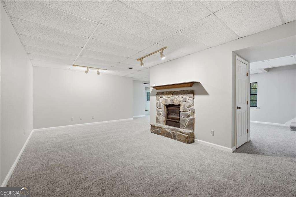 8010 Hickory Court Murrayville - Photo 24
