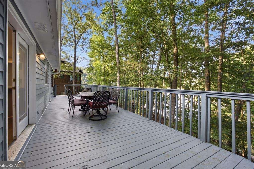 8010 Hickory Court Murrayville - Photo 29