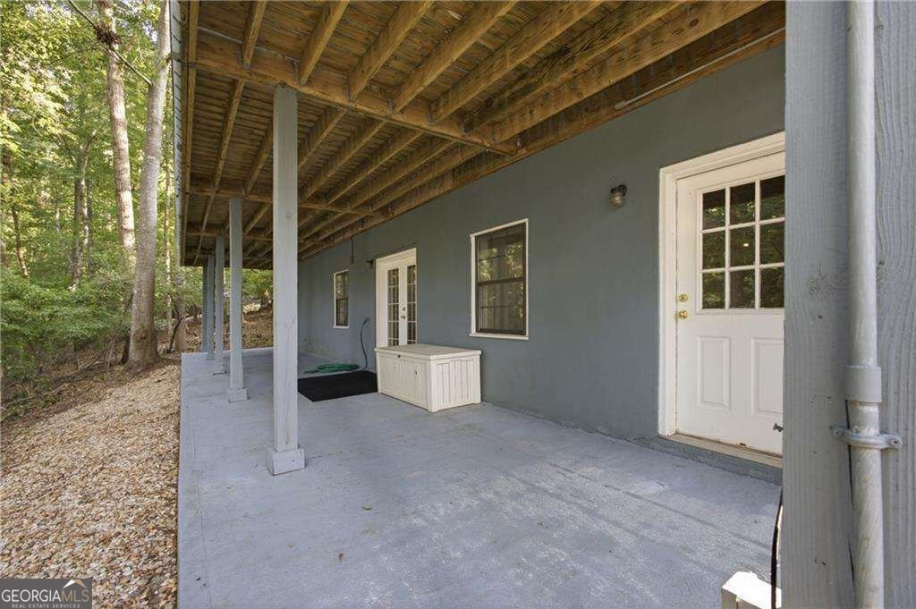 8010 Hickory Court Murrayville - Photo 32