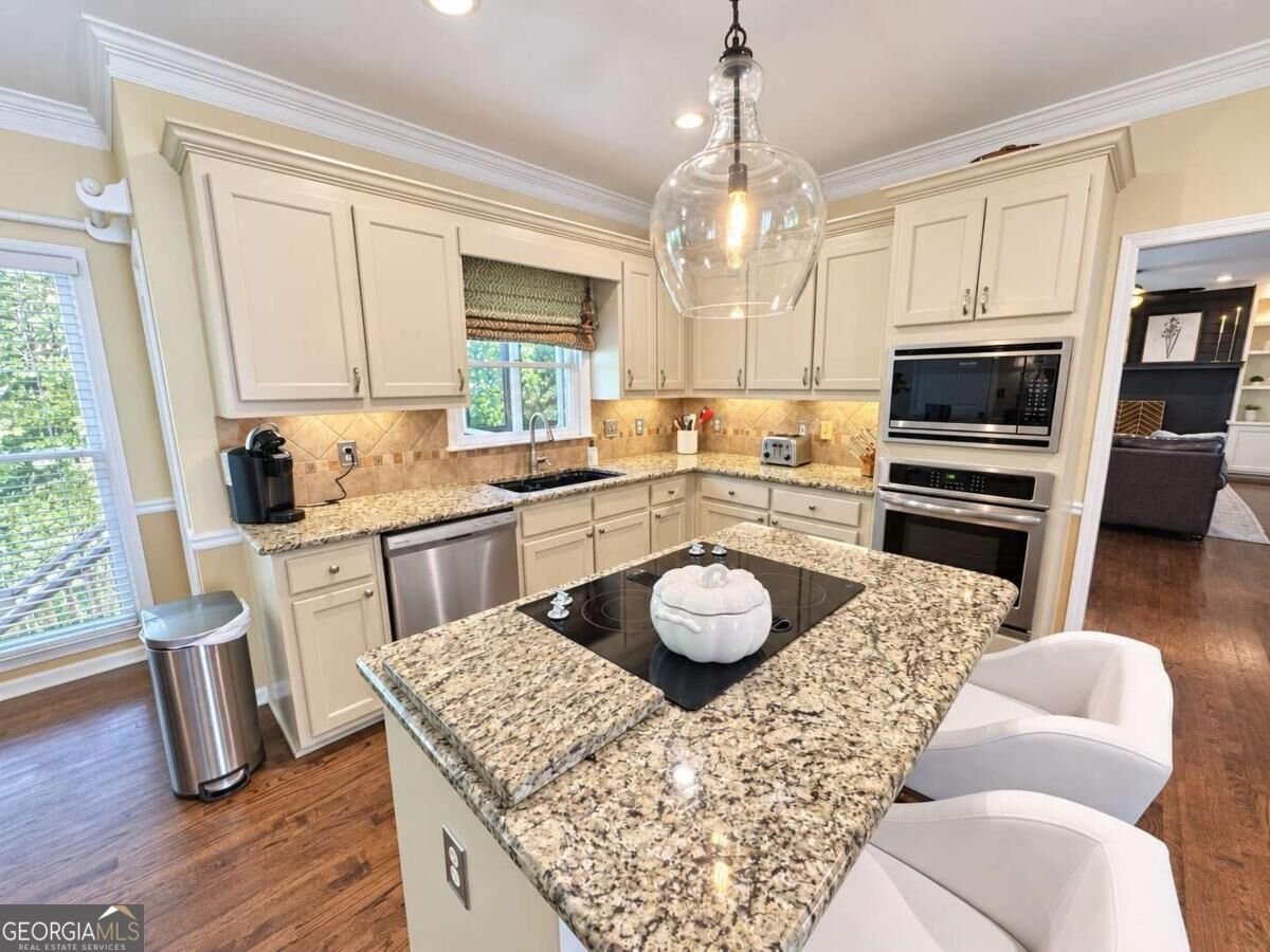 1455 Chinook Court Lilburn - Photo 10
