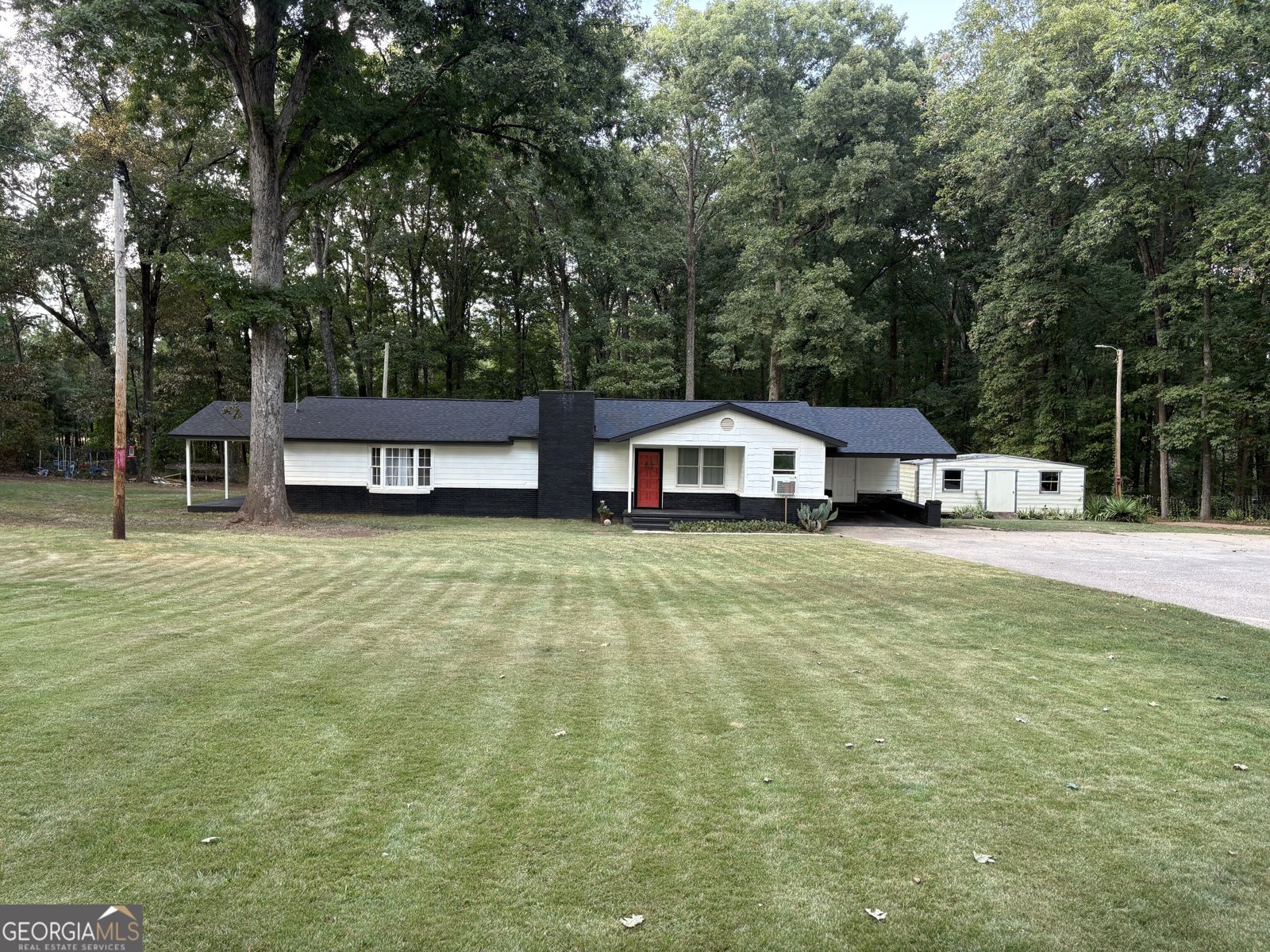326 Eichelberger Drive Lagrange - main photo