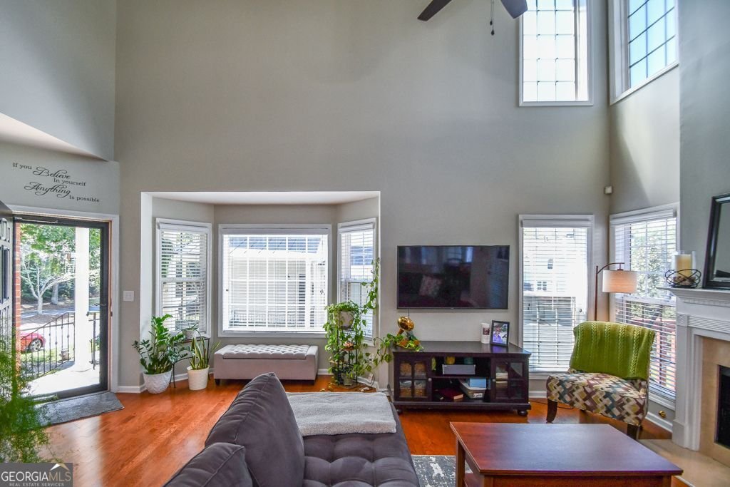 1093 SCALES Road Suwanee - Photo 8