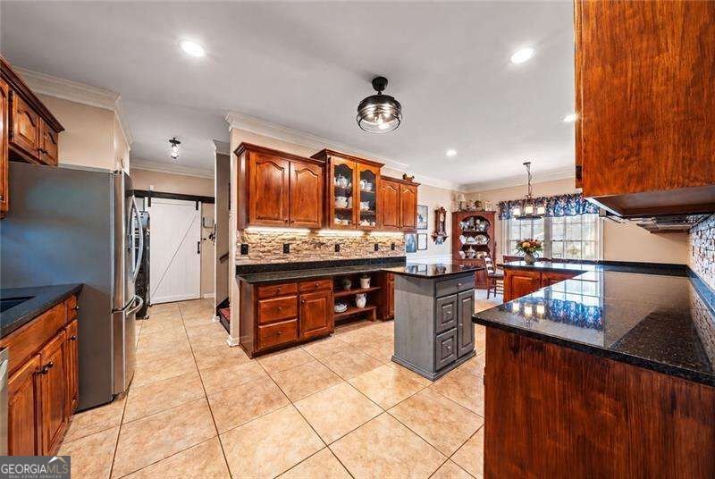 3204 Reavis Mountain Road Ball Ground - Photo 18