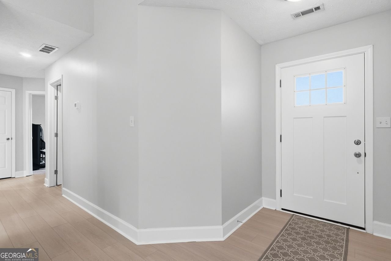 1215 Hillcrest Glenn Circle Sugar Hill - Photo 15