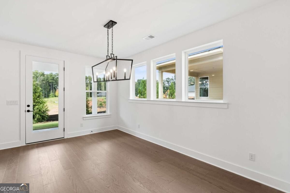 263 Strawberry Lane Woodstock - Photo 9