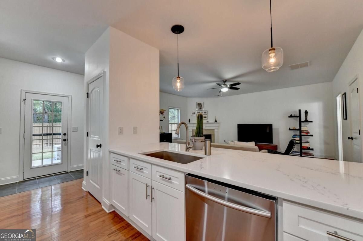 5247 Blossom Brook Drive Sugar Hill - Photo 15