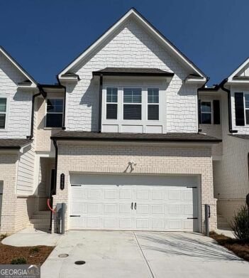 2564 States Avenue Doraville - main photo