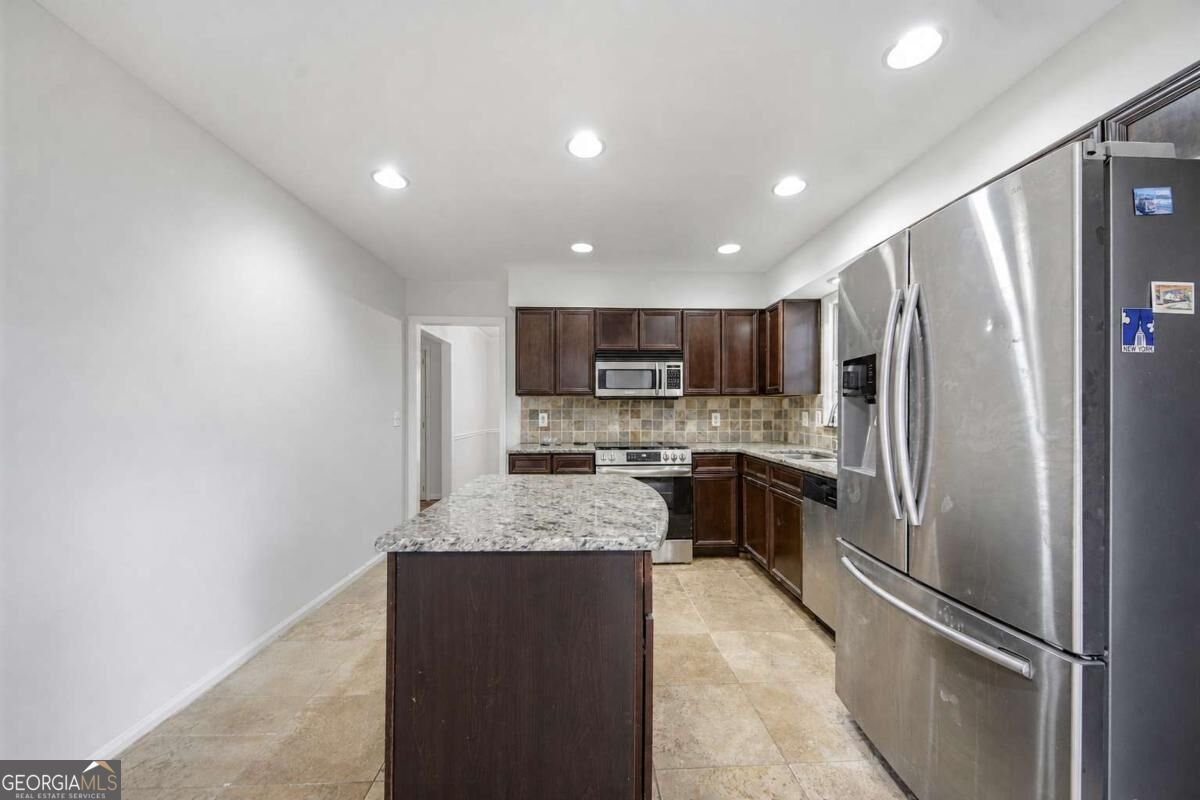 2690 Shadow Pine Drive Roswell - Photo 7