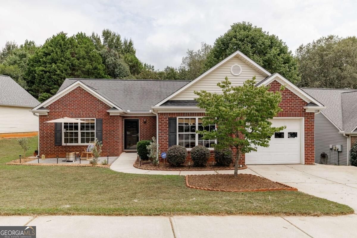 315 Tall Pine Lane Athens - main photo