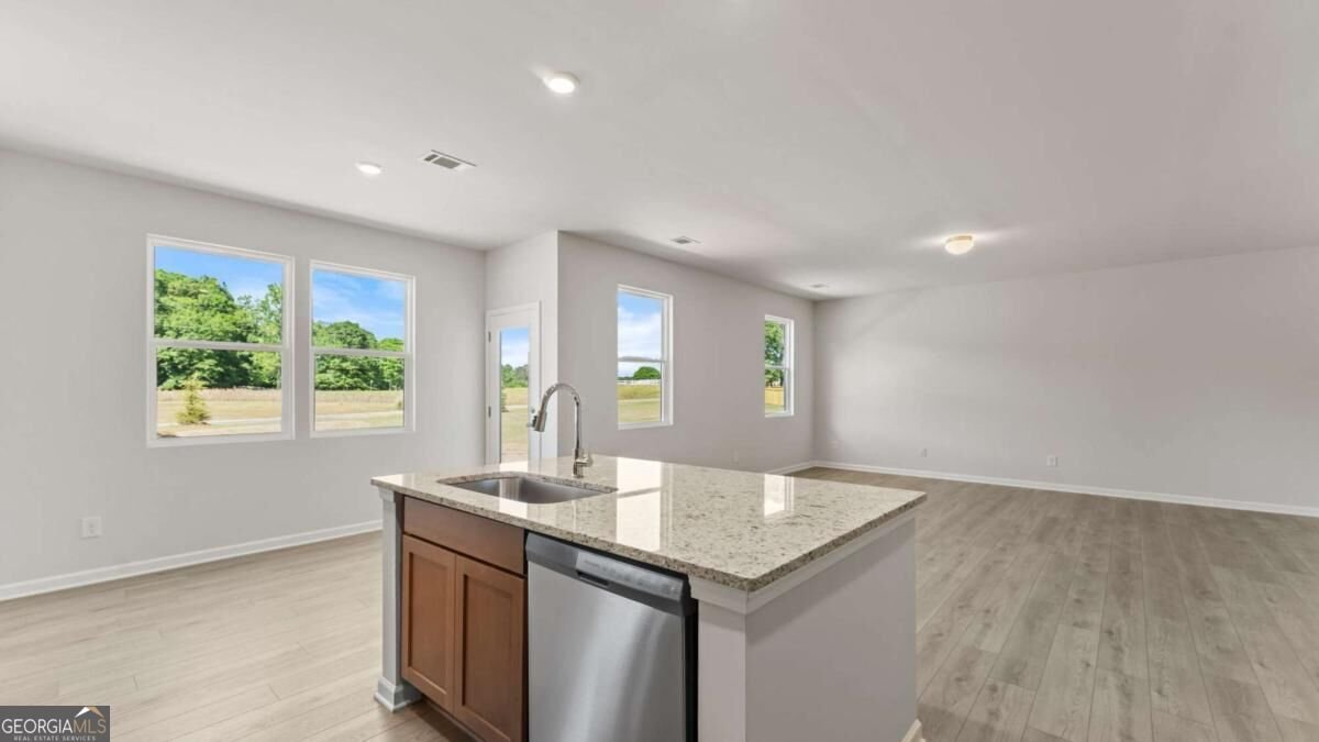 305 Bloomfield Circle Canton - Photo 6