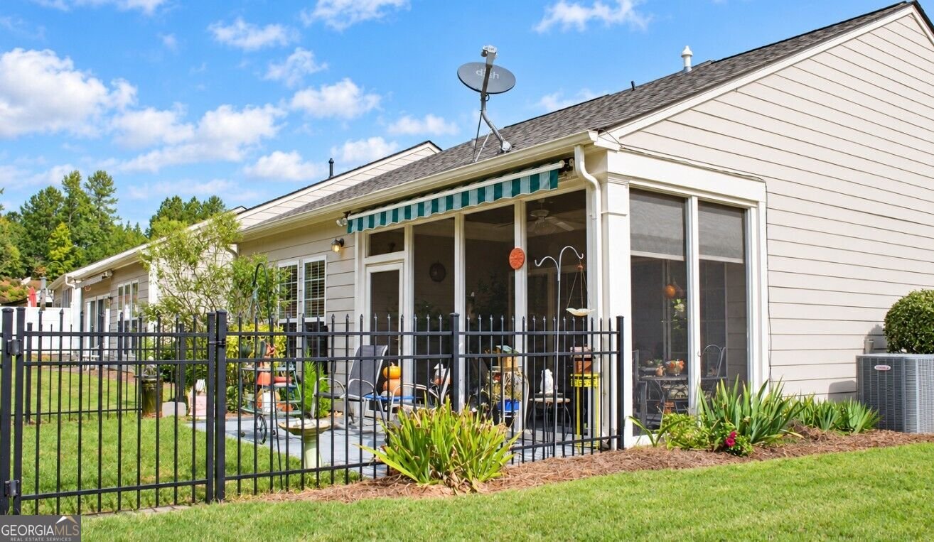 144 Begonia Court Griffin - Photo 18