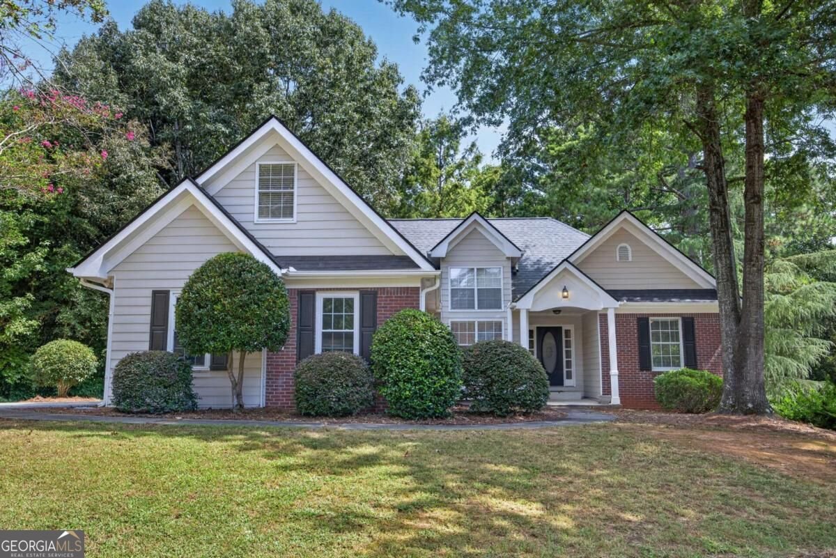 1829 Gray Gables Way Buford - main photo