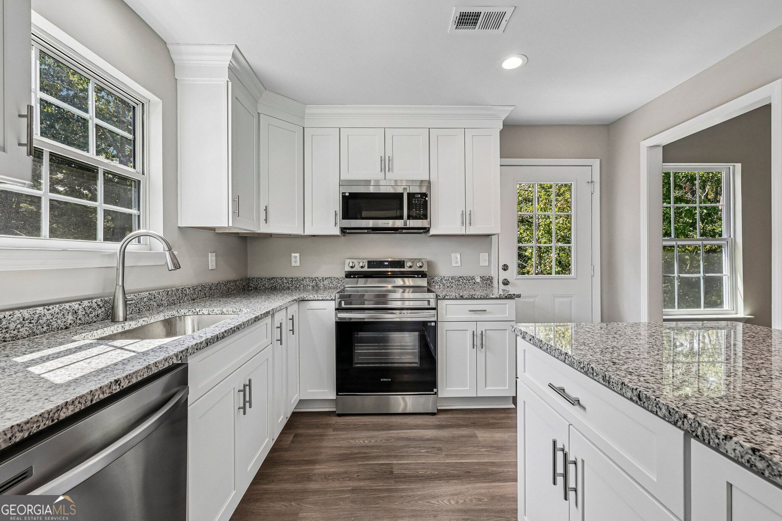 382 Arlington Lane Commerce - Photo 10