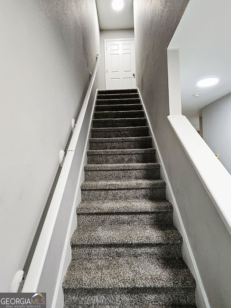 375 Brookview Drive Riverdale - Photo 12