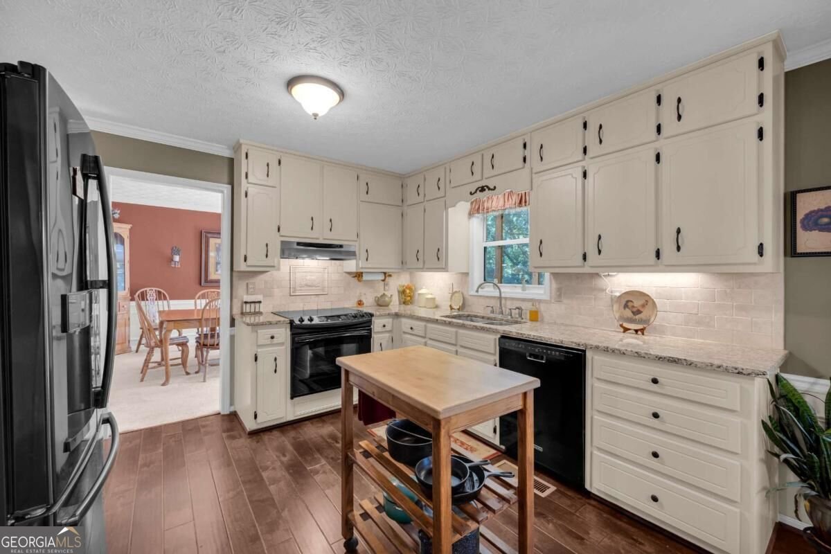 4894 Watson Mill Court Loganville - Photo 10