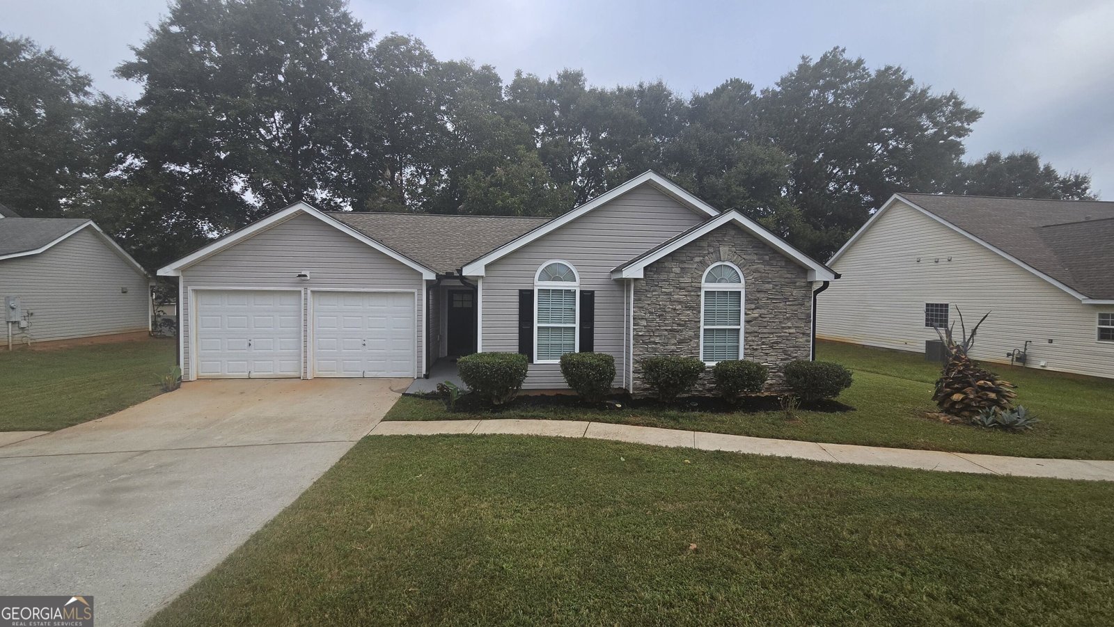 208 Nadia Court Locust Grove - main photo