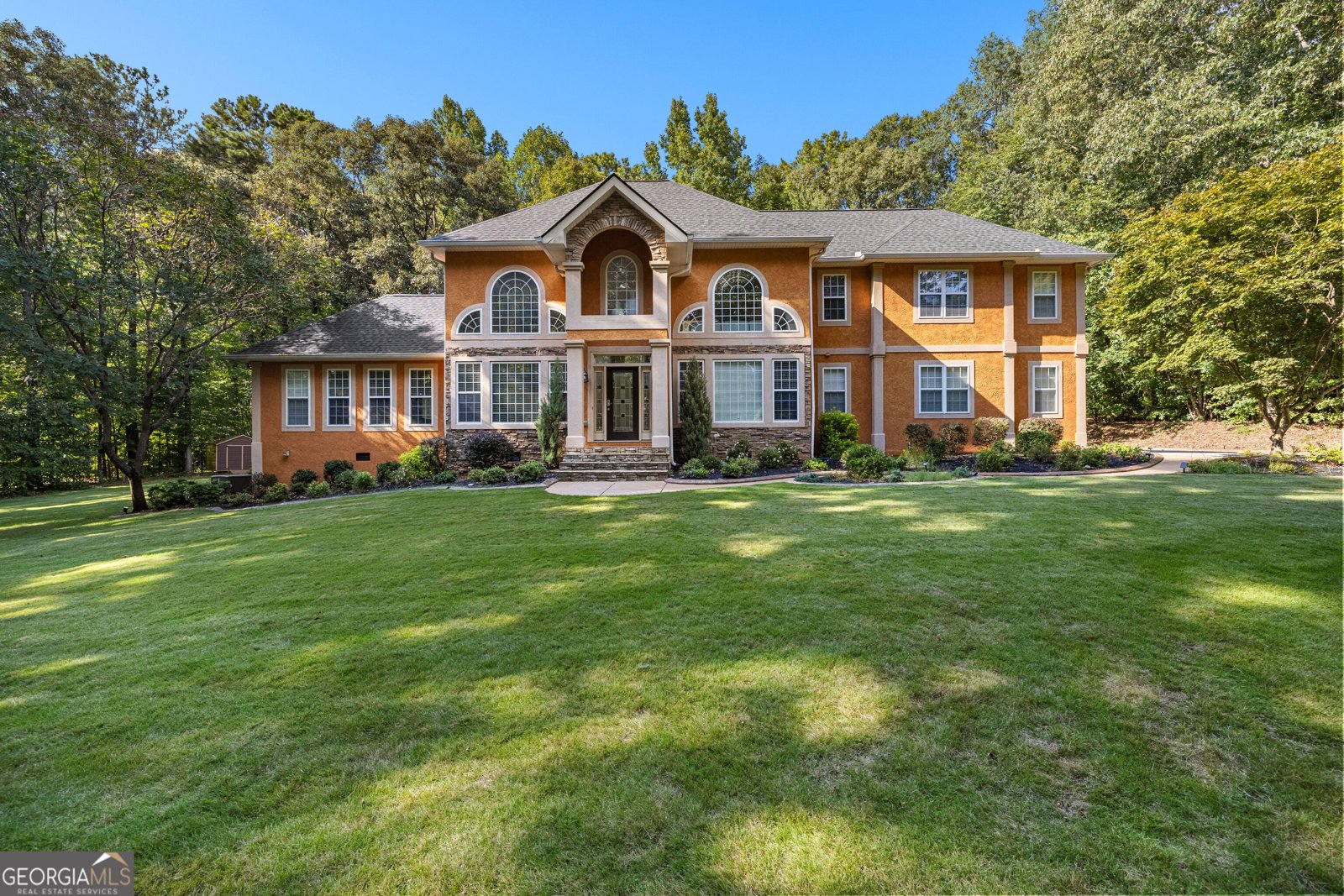 100 Alexandria Court Fayetteville - main photo