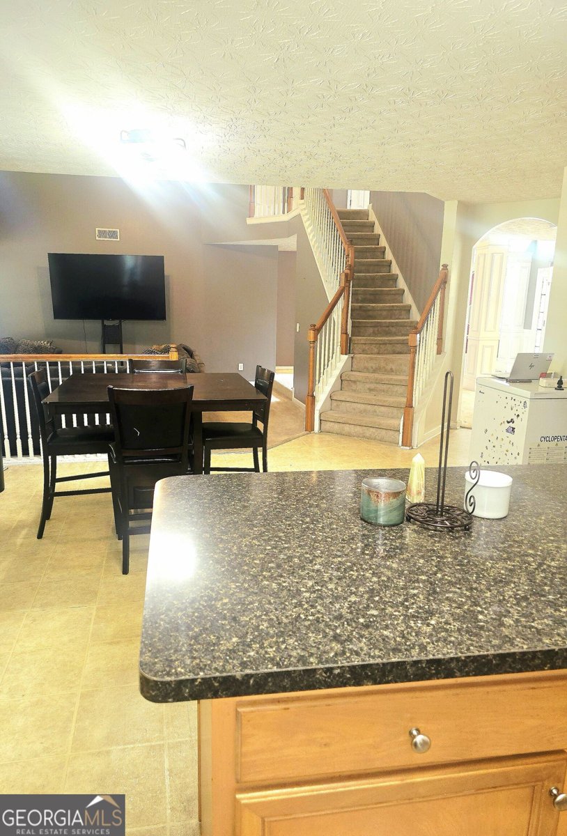 212 Hightower Trail Riverdale - Photo 19