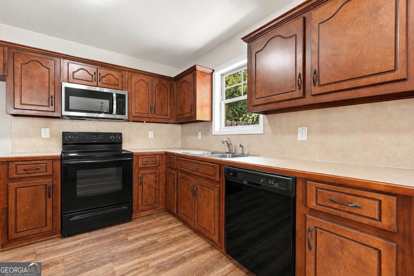 121 Cypress Court Canton - Photo 10