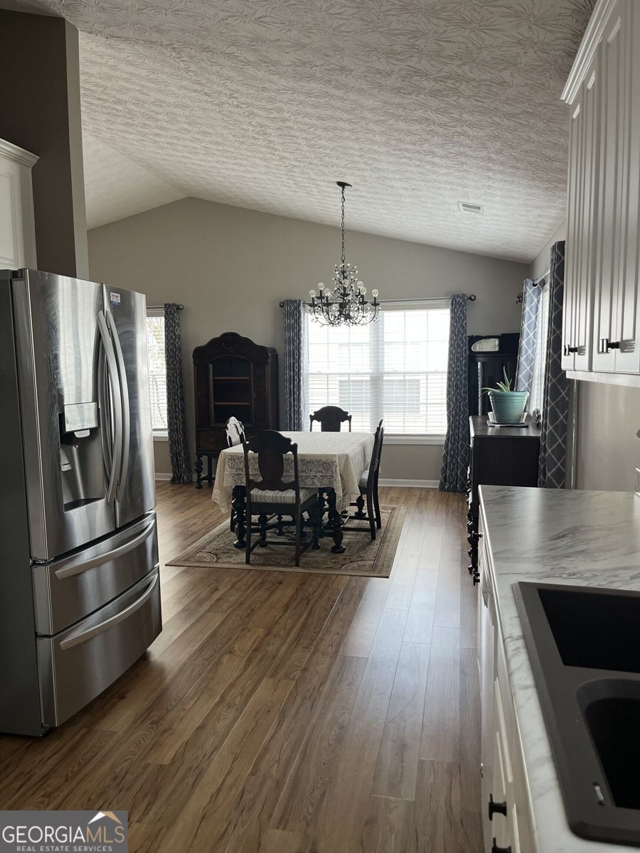 804 Village Place Loganville - Photo 9