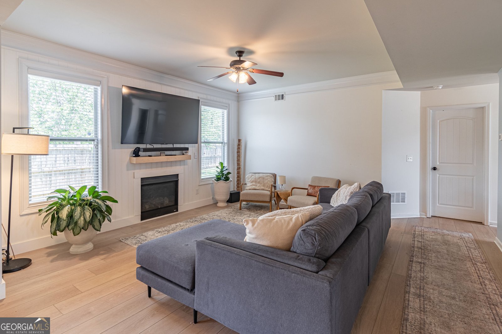5703 Shore Isle Court Flowery Branch - Photo 11