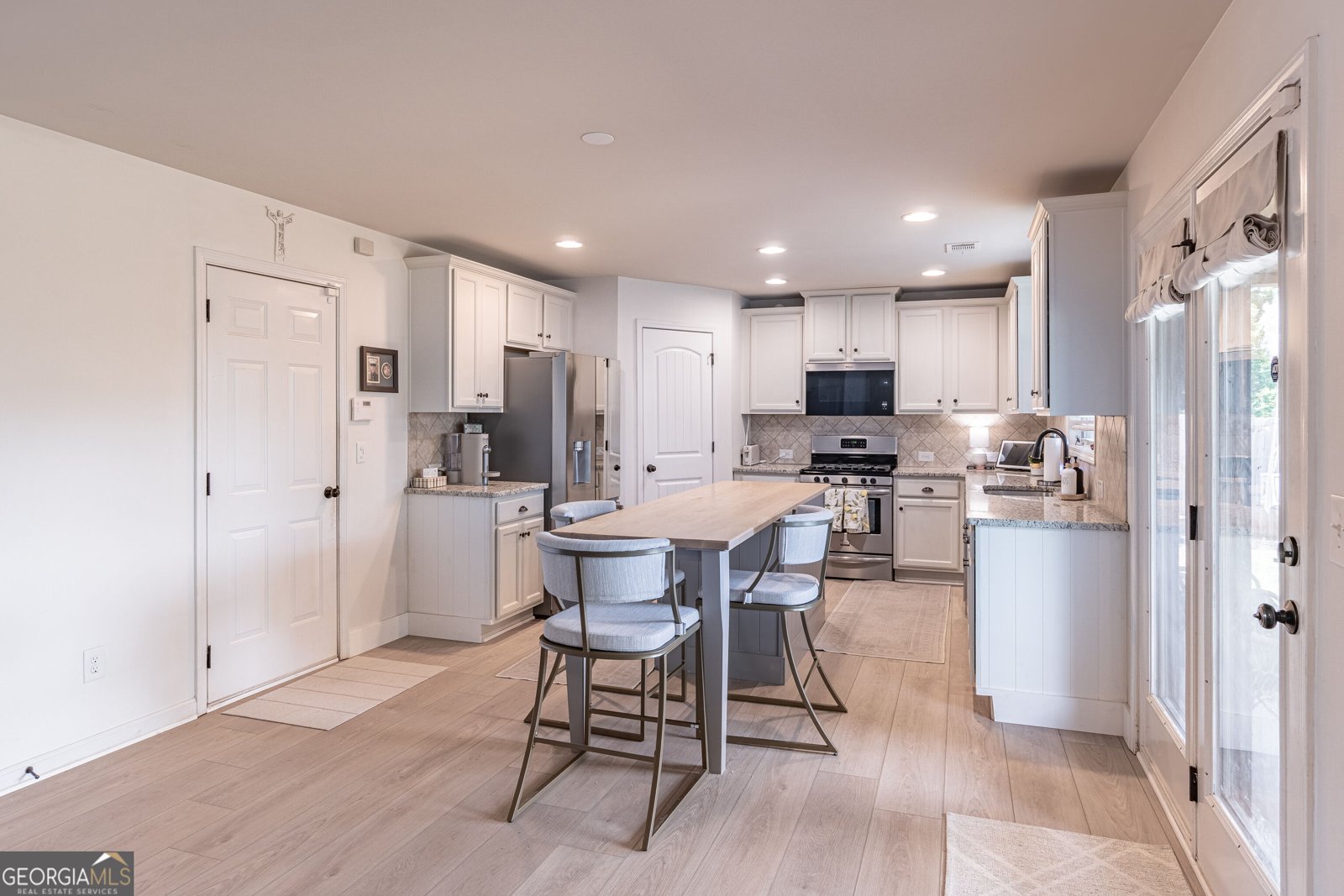 5703 Shore Isle Court Flowery Branch - Photo 14