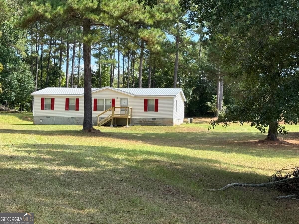 164 Edgewater Drive Eatonton - main photo