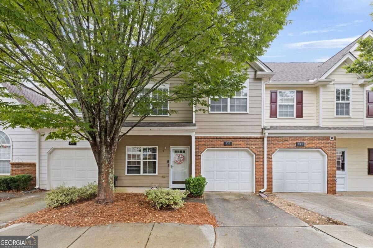 951 Pike Forest Drive Lawrenceville - main photo