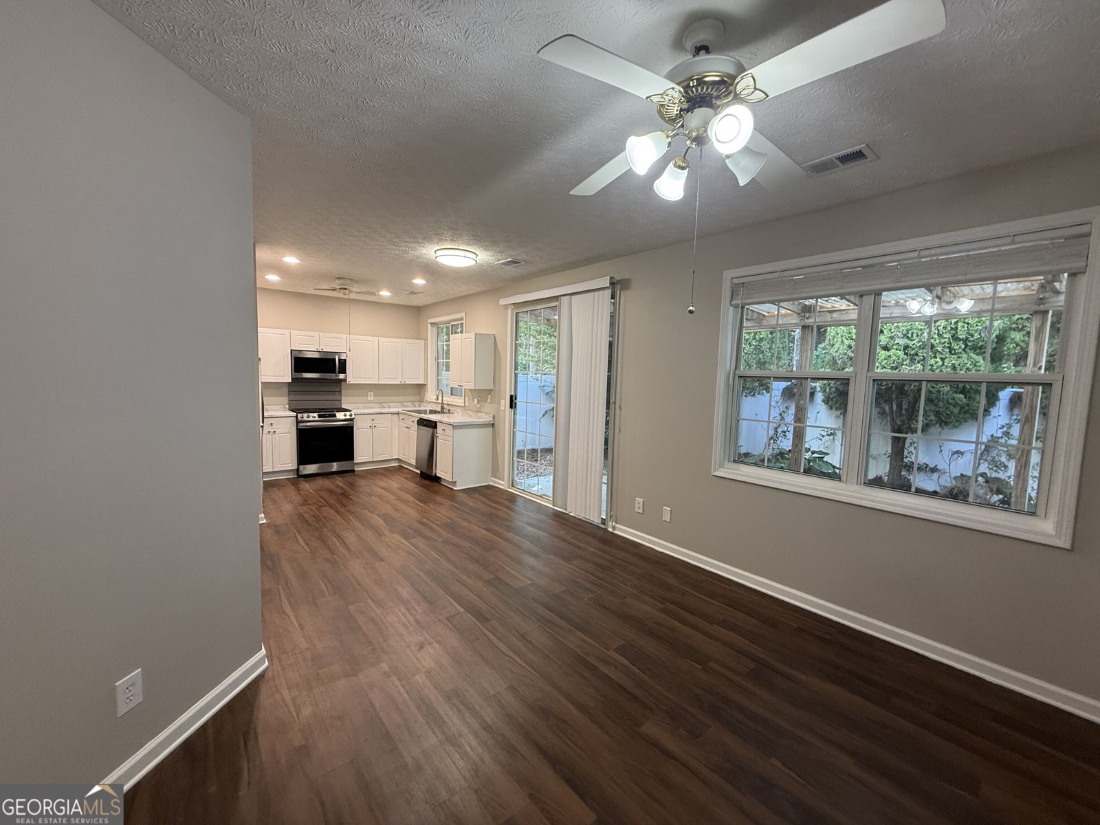 345 Windcroft Circle Acworth - Photo 18