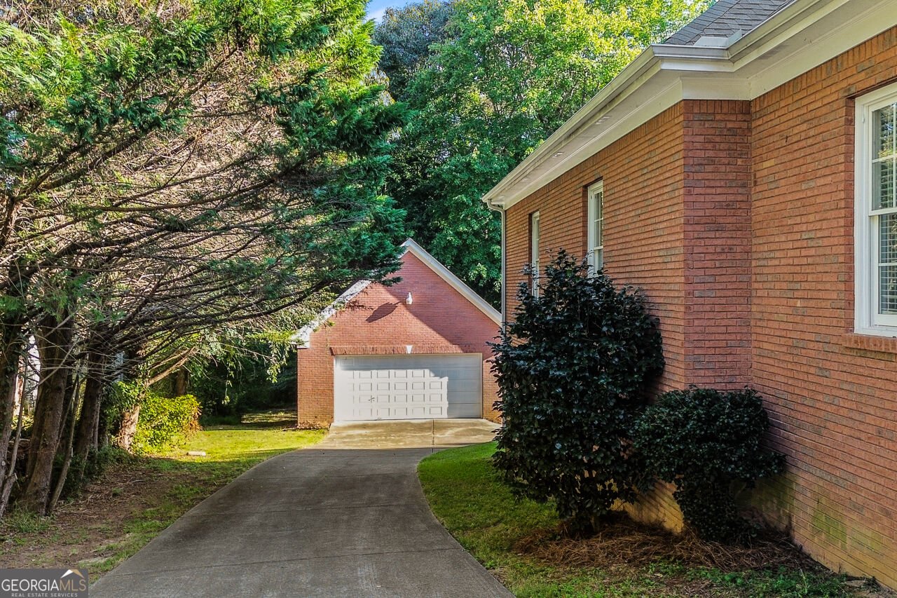 8645 Anchor On Lanier Court Gainesville - Photo 36