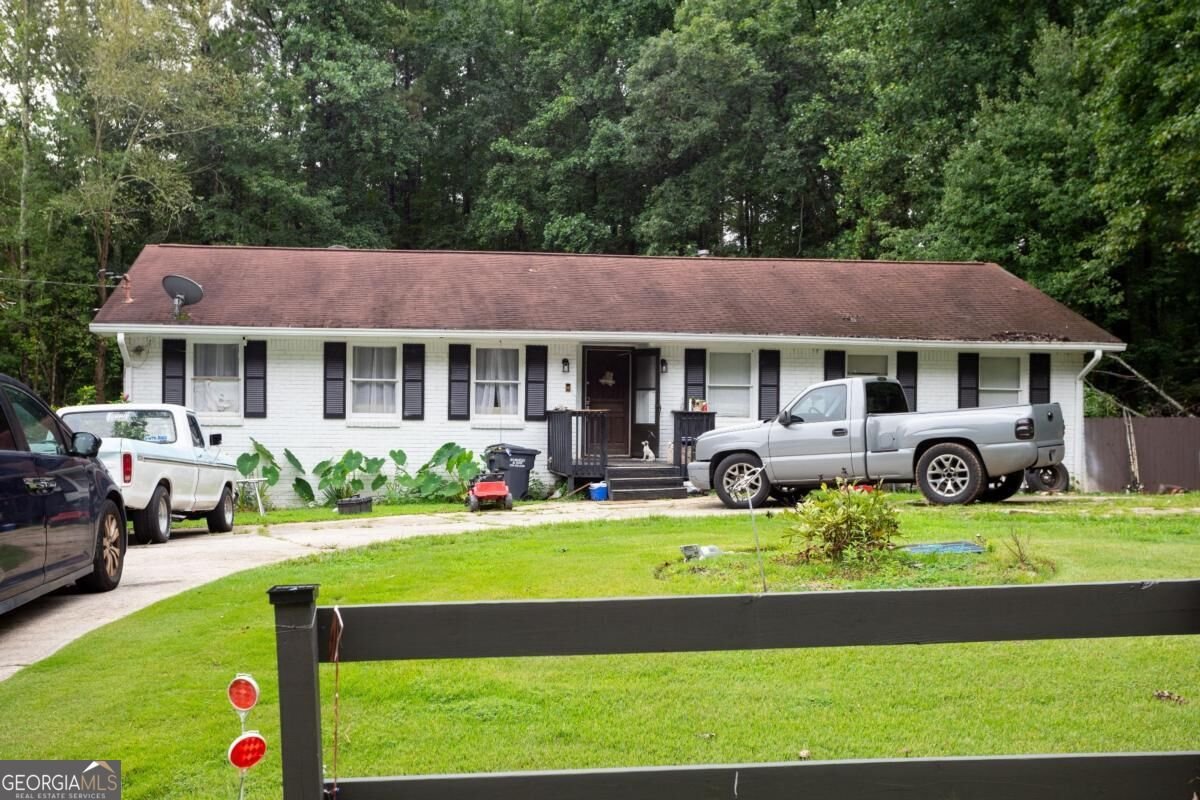 1535 Flat Shoals Road Conyers - main photo