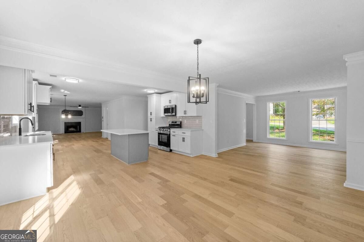 6913 Wynmeadow Drive Stone Mountain - Photo 10