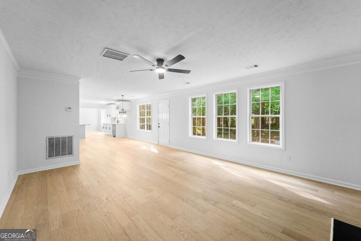 6913 Wynmeadow Drive Stone Mountain - Photo 19