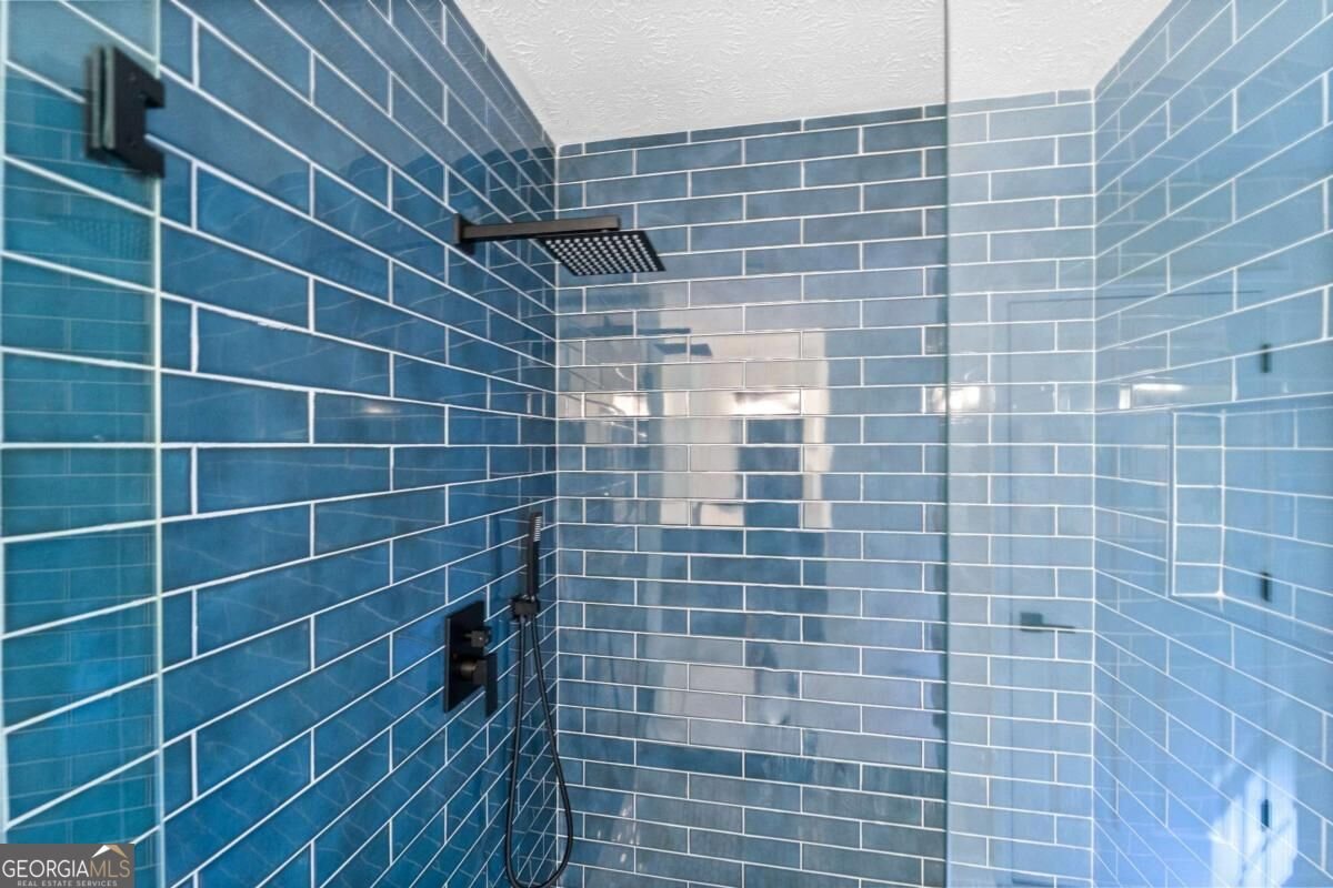 6913 Wynmeadow Drive Stone Mountain - Photo 29