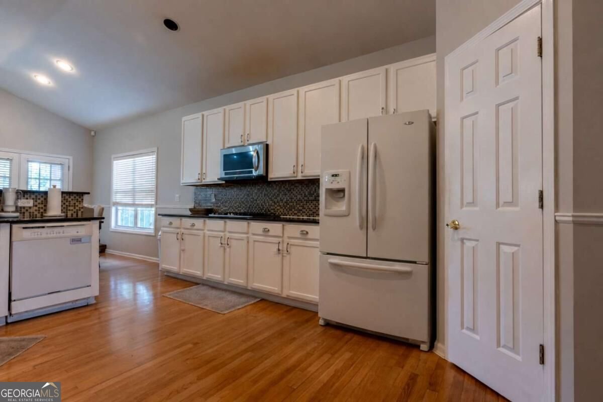 415 Martin Creek Way Lawrenceville - Photo 9