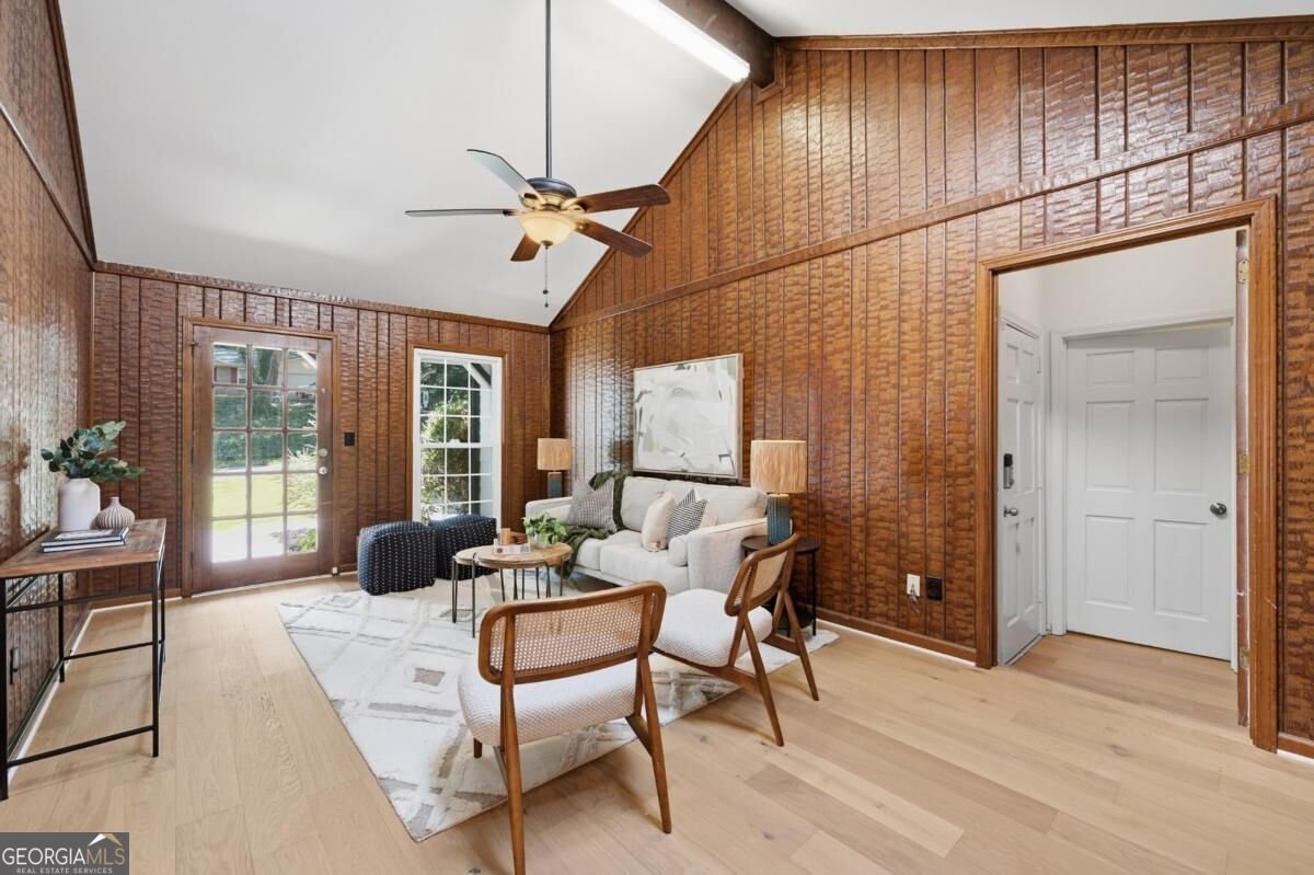 2458 Fontainebleau Drive Atlanta - Photo 11