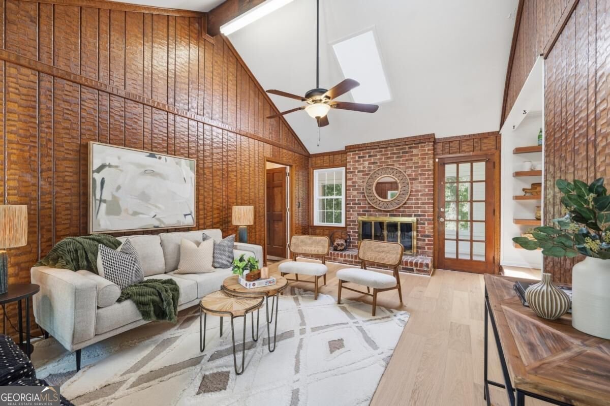 2458 Fontainebleau Drive Atlanta - Photo 13
