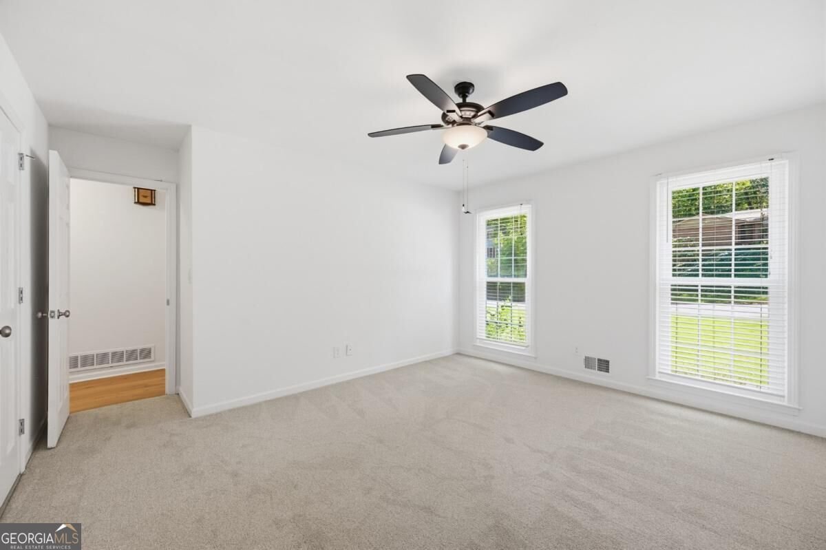2458 Fontainebleau Drive Atlanta - Photo 15