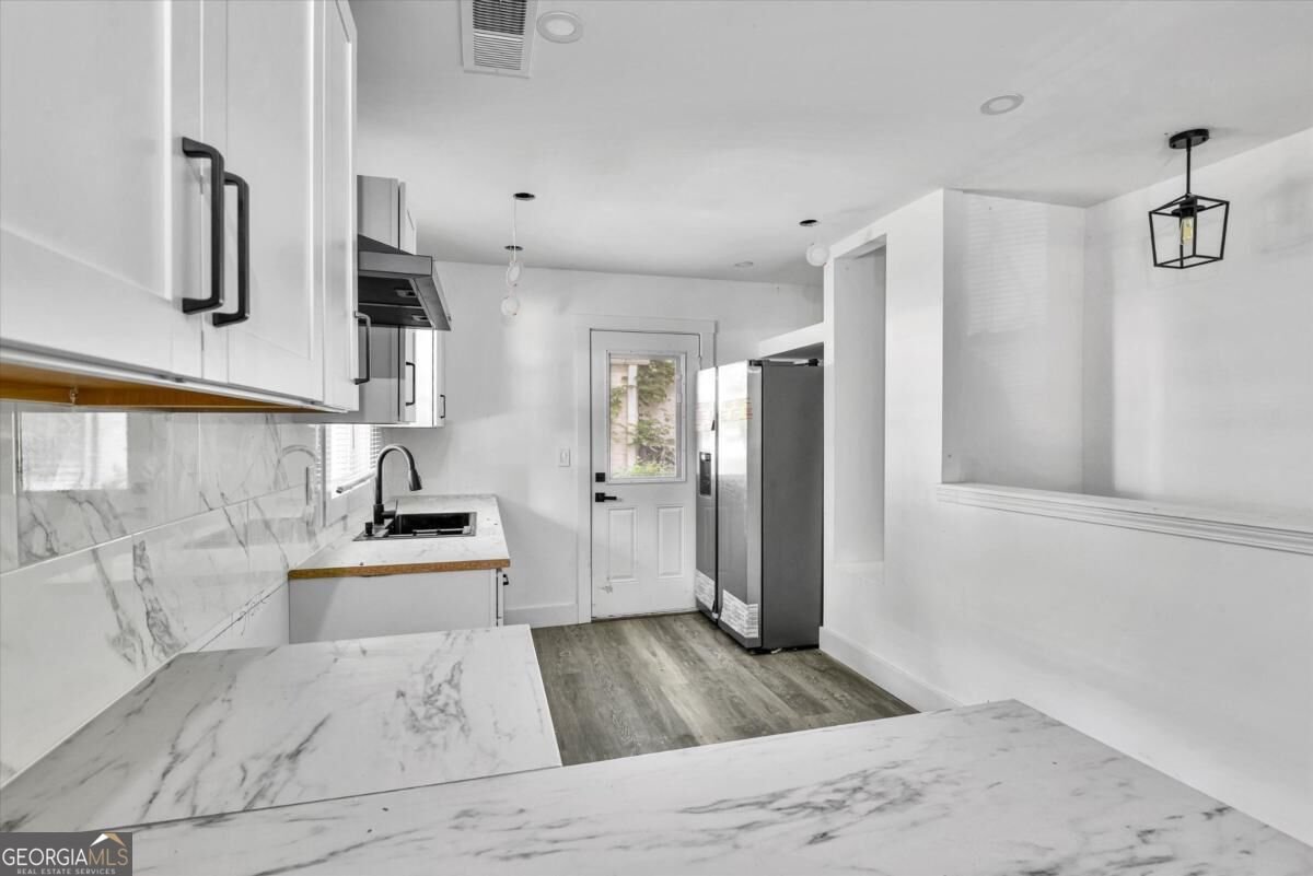 2256 Carey Drive Atlanta - Photo 8