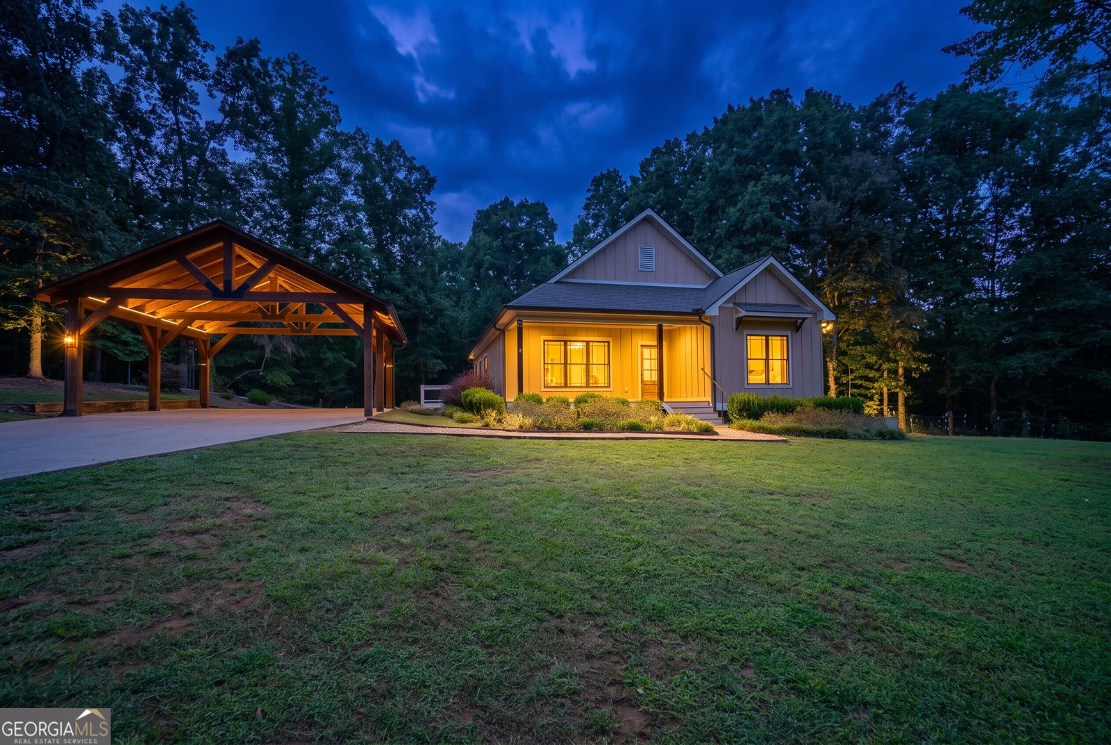 5240 Highway 17 Clarkesville - Photo 10