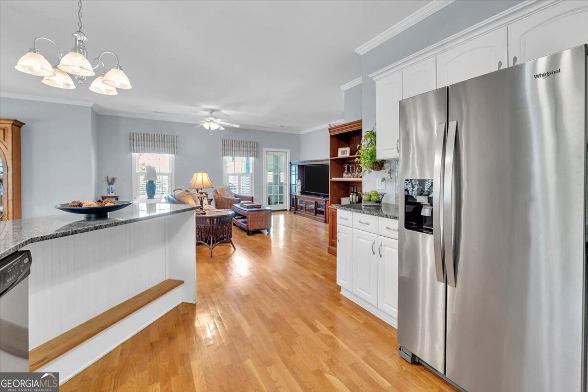 579 Village Road Madison - Photo 12